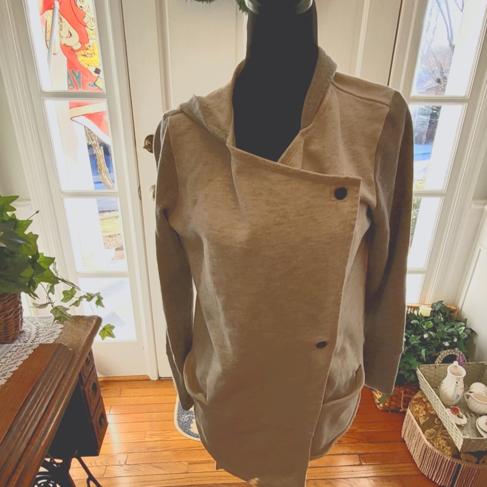 Christopher&Banks Athleisure Gray Hoodie Sweatshirt Jacket M Activewear Spring